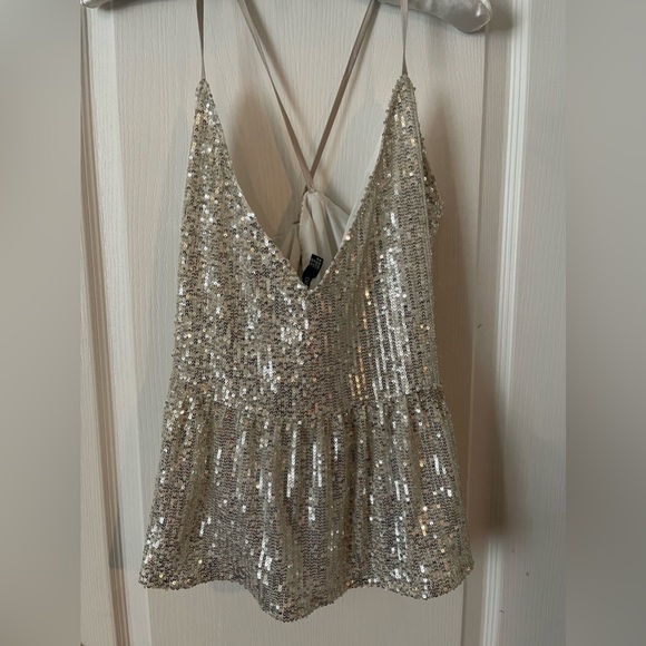 Tops - Boohoo shirt